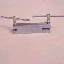 Two Hole Screw Down Punch